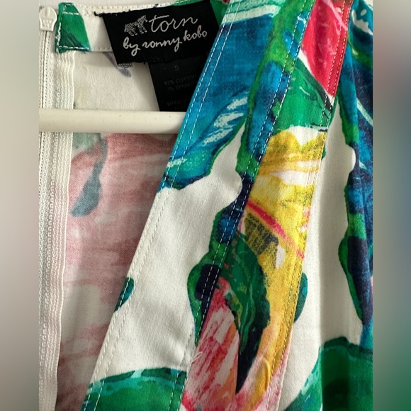 Torn by Ronny Kobo Floral bright multicolored Cruise Collection Dress womens - Picture 2 of 3